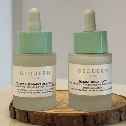 GEODERM 赫爾登保養品好用嗎？PTT / Dcard 評價心得｜西班牙原裝熊果素淨白勻膚夜間精華液與純淨全效防禦精華液分享